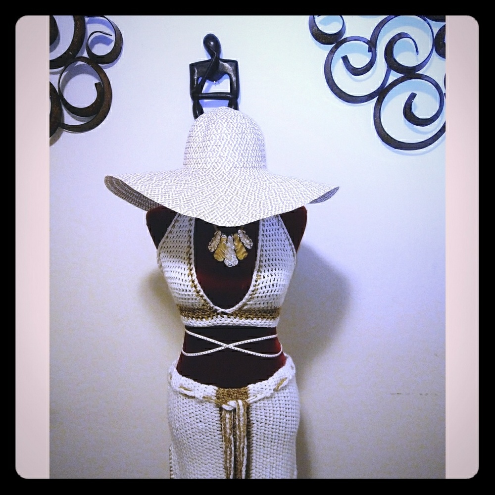 Crop top Mini beach cover skirt outfit